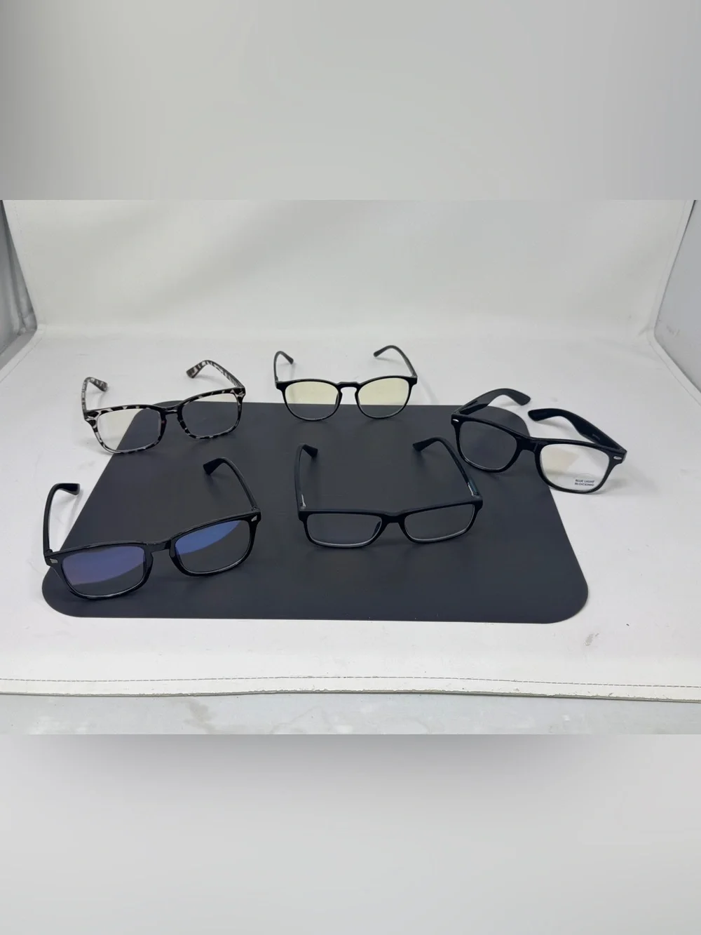 Blue Light Filter Reading Glasses Lot of 5 - no strength